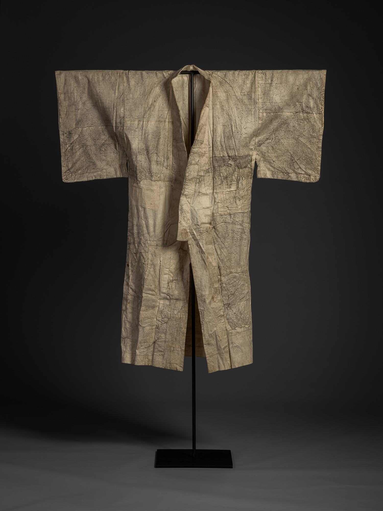 Kamiko Kimono front