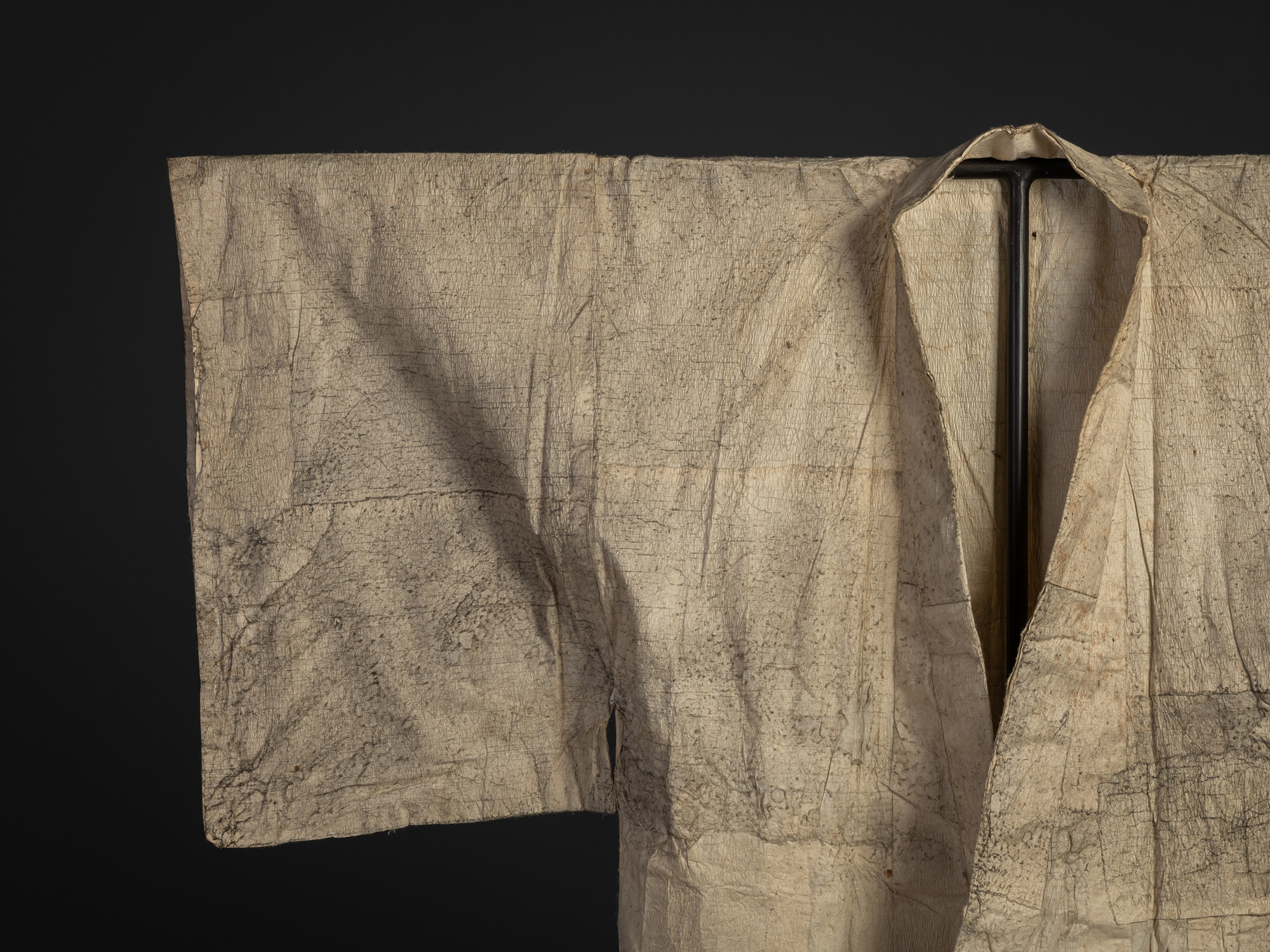 Kamiko Kimono sleeve detail front