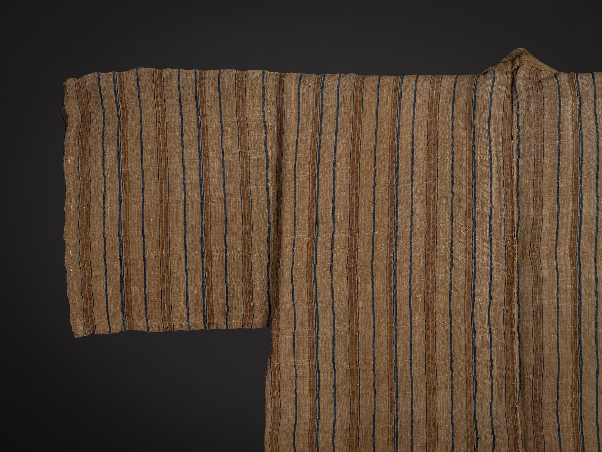 Close-up of the upper back of the bashōfu kimono highlighting the left sleeve, shoulder seam, and...