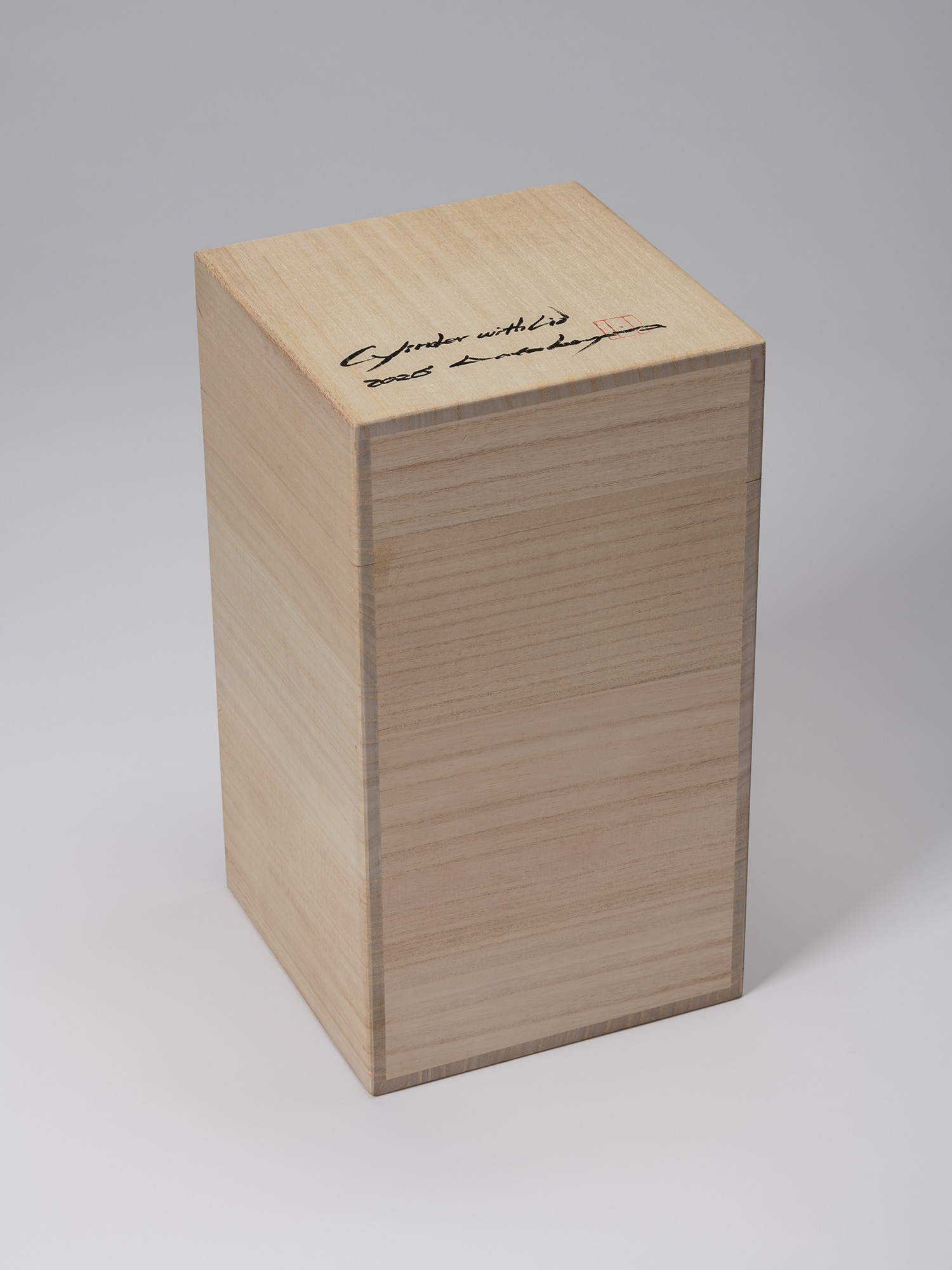 Tomobako for Cylinder with Lid - Red, signed by artist with artist stamp and year (2026).