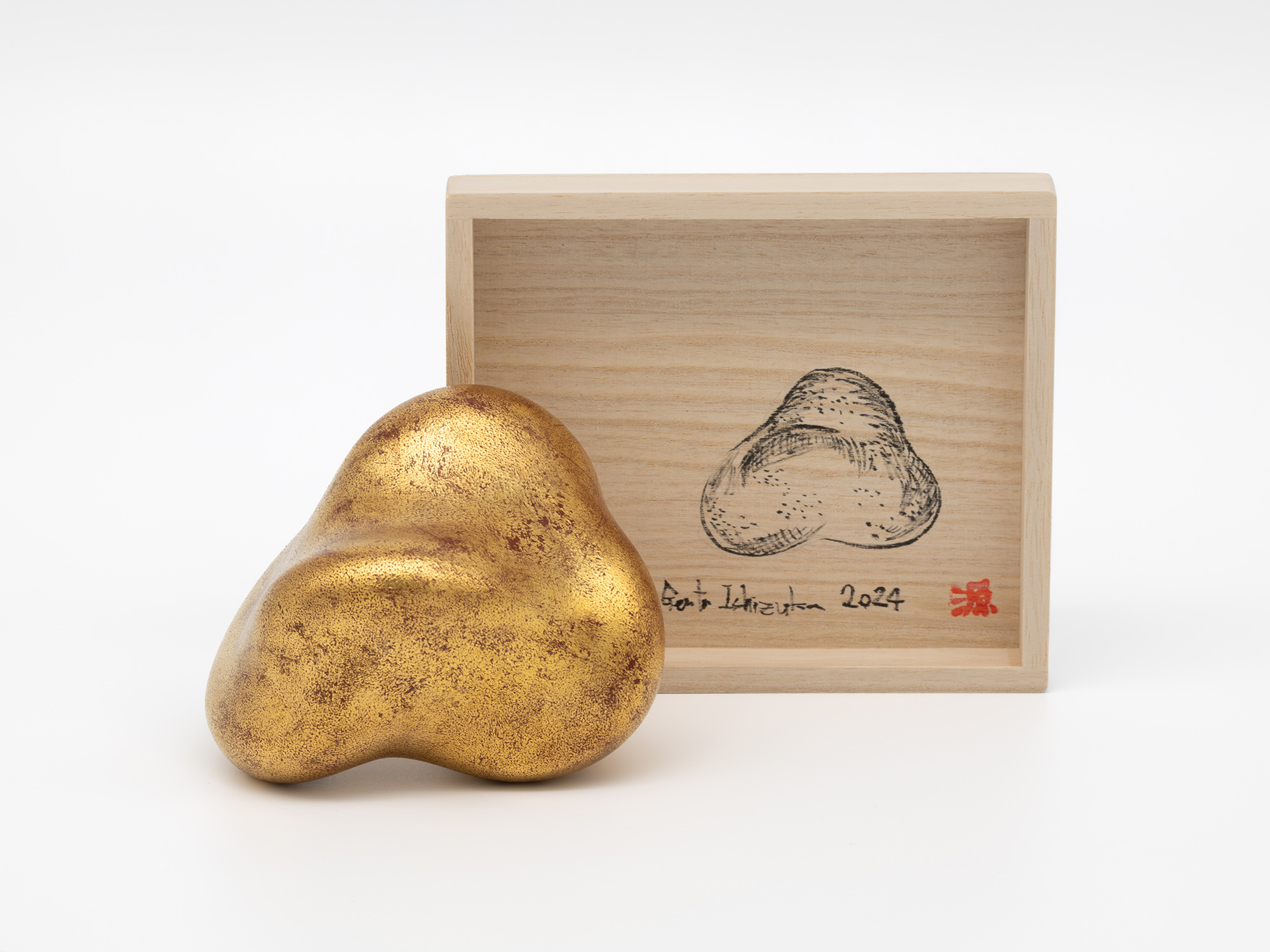 Inside lid for Untitled (Faded Gold) by Koji Hatakeyama. Lid features a sketch of the lacquer artwork...